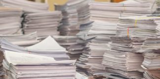 Piles de papier